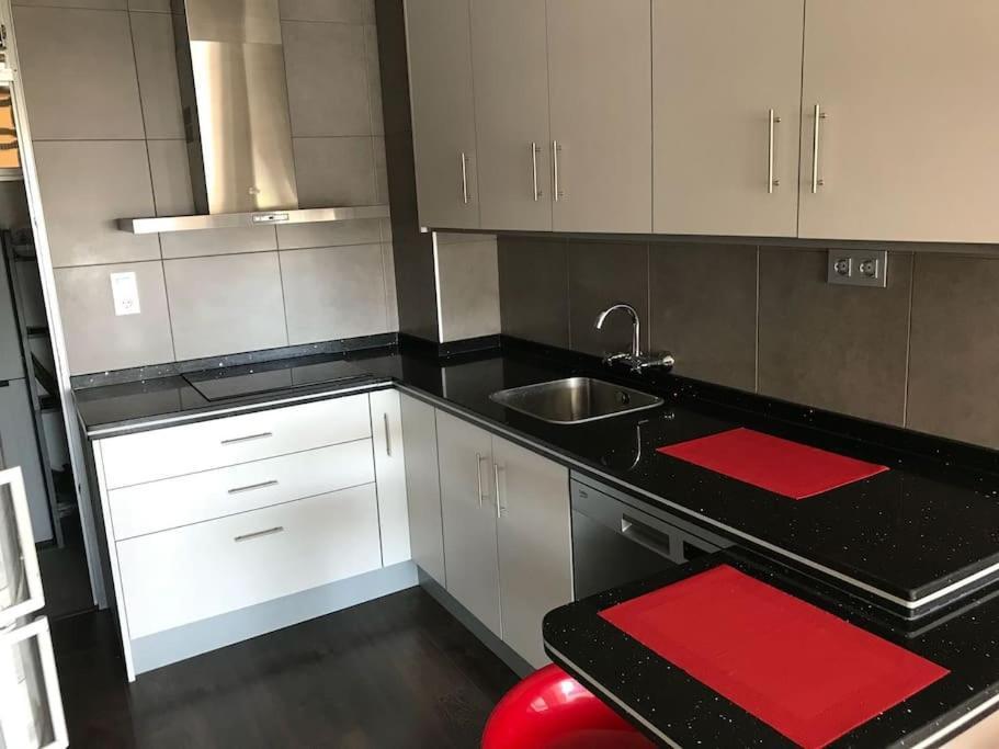 70 Sqm Apartment With Seaview In Arenales Del Sol. Ngoại thất bức ảnh